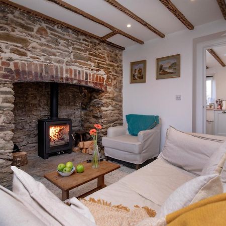Beautiful Coastal Cottage In East Prawle Kingsbridge  Eksteriør bilde
